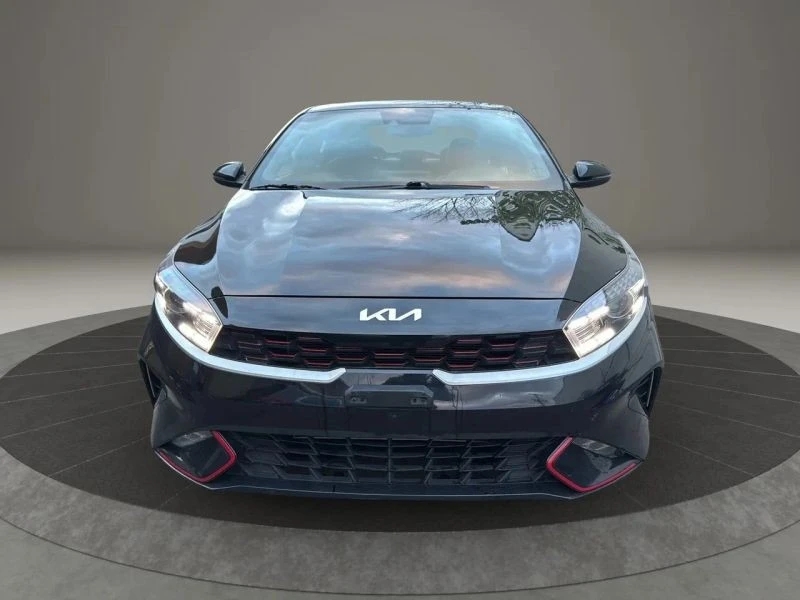 2023 Kia Forte - Image 2 of 12