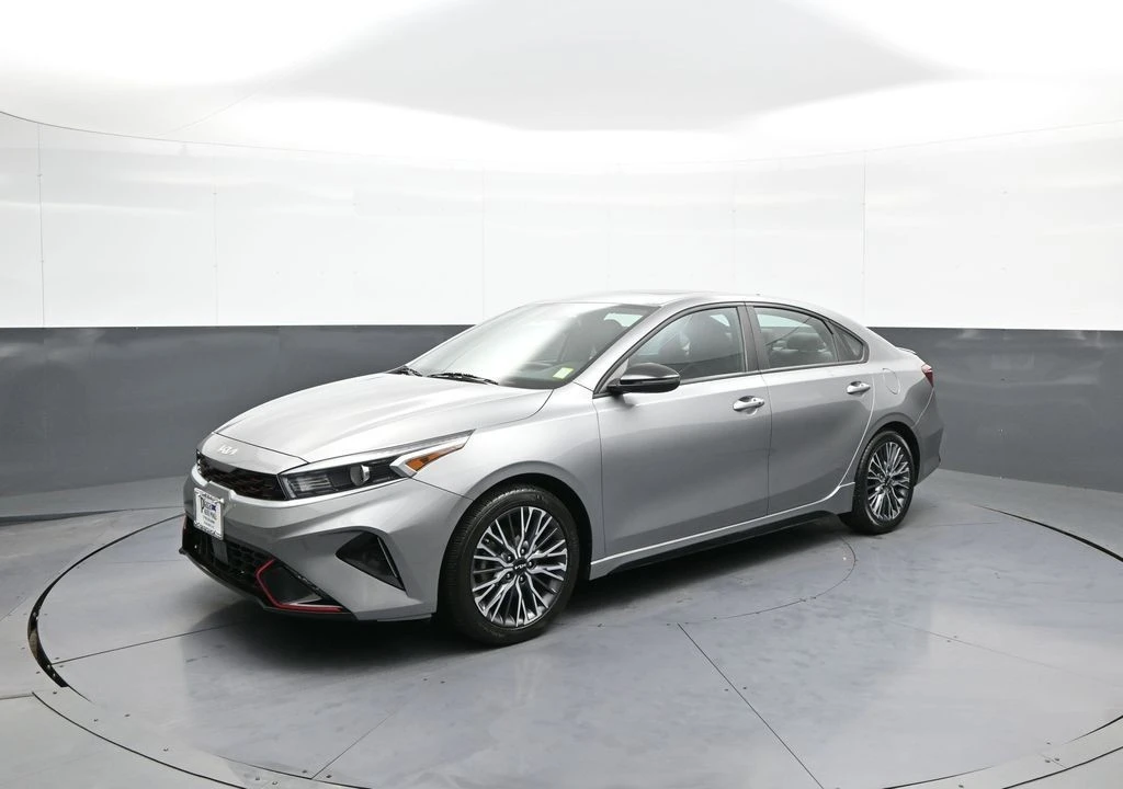 2023 Kia Forte - Image 10 of 12