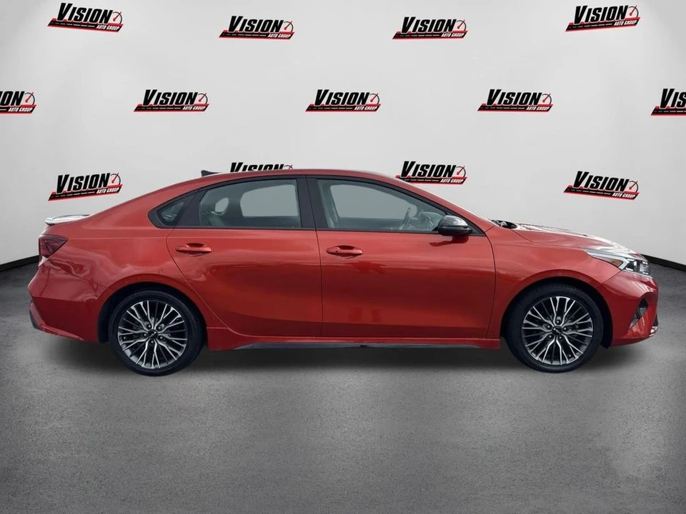 2023 Kia Forte - Image 4 of 12