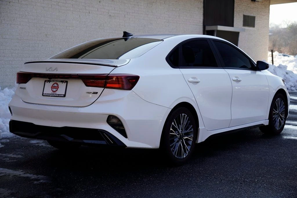2023 Kia Forte - Image 7 of 12