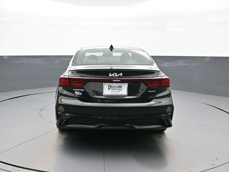 2023 Kia Forte - Image 7 of 12