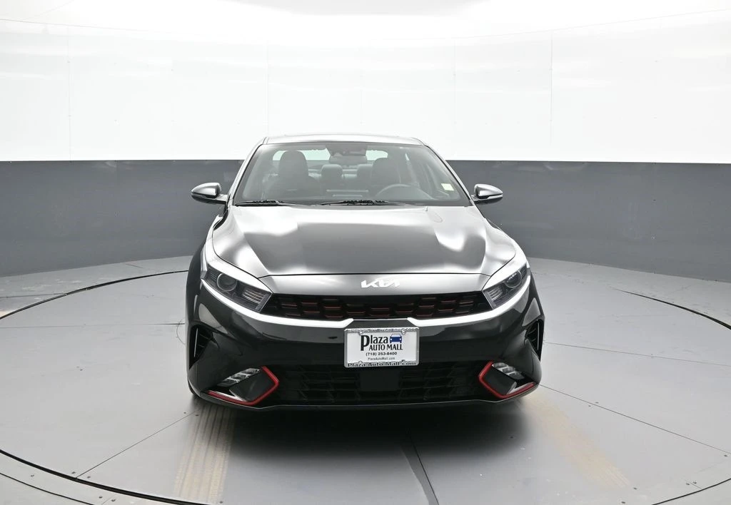 2023 Kia Forte - Image 2 of 12