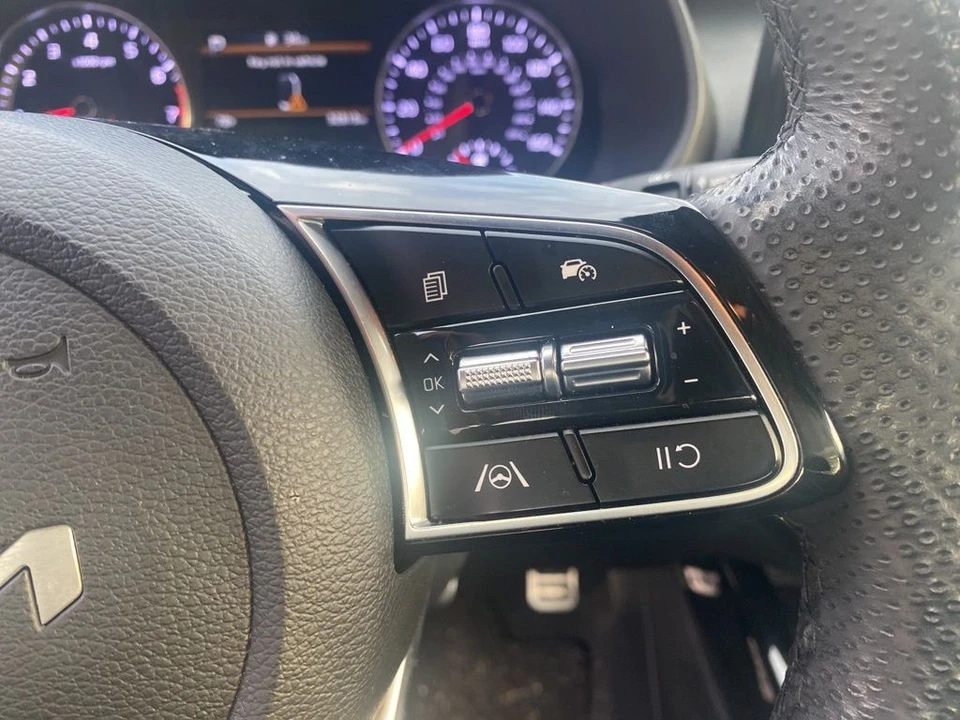 2023 Kia Forte - Image 4 of 12