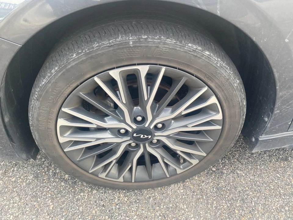 2023 Kia Forte - Image 12 of 12