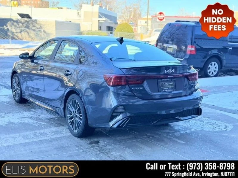 2023 Kia Forte - Image 6 of 12