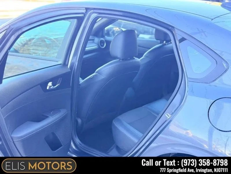 2023 Kia Forte - Image 7 of 12