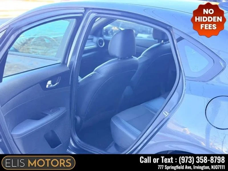 2023 Kia Forte - Image 7 of 12