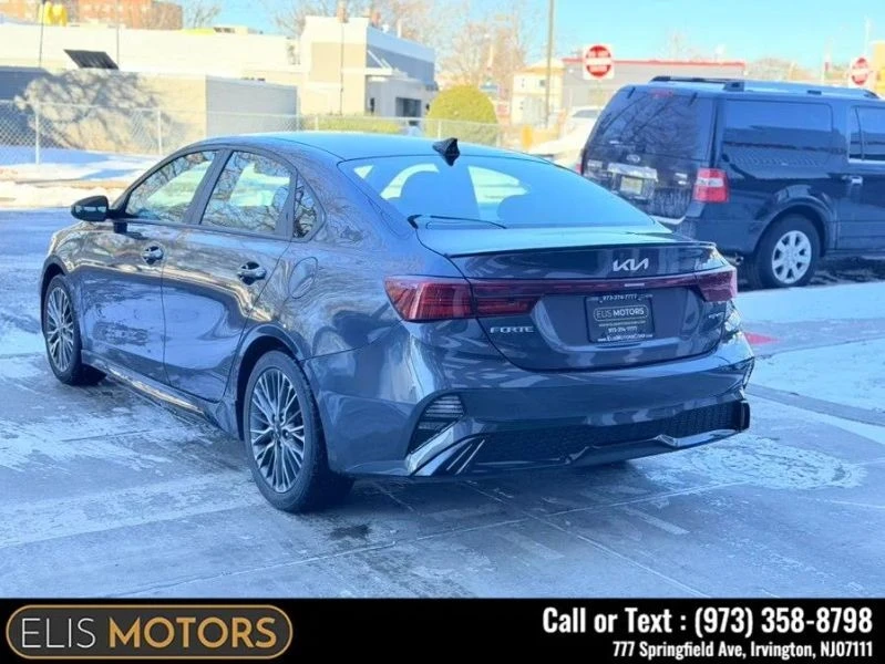 2023 Kia Forte - Image 6 of 12