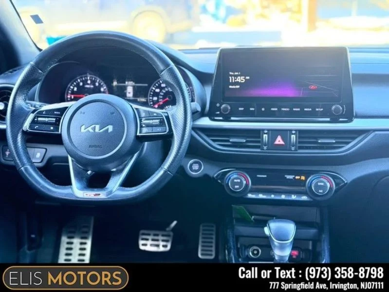 2023 Kia Forte - Image 8 of 12