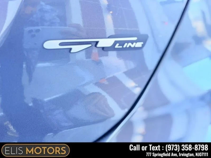 2023 Kia Forte - Image 9 of 12