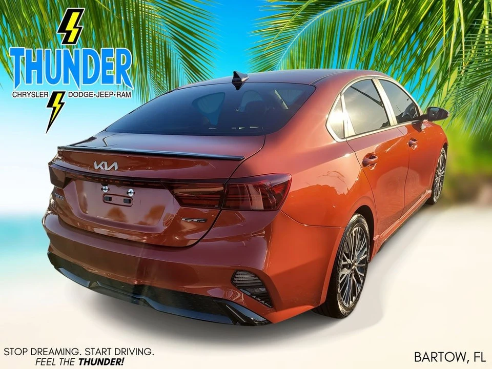 2023 Kia Forte - Image 4 of 12