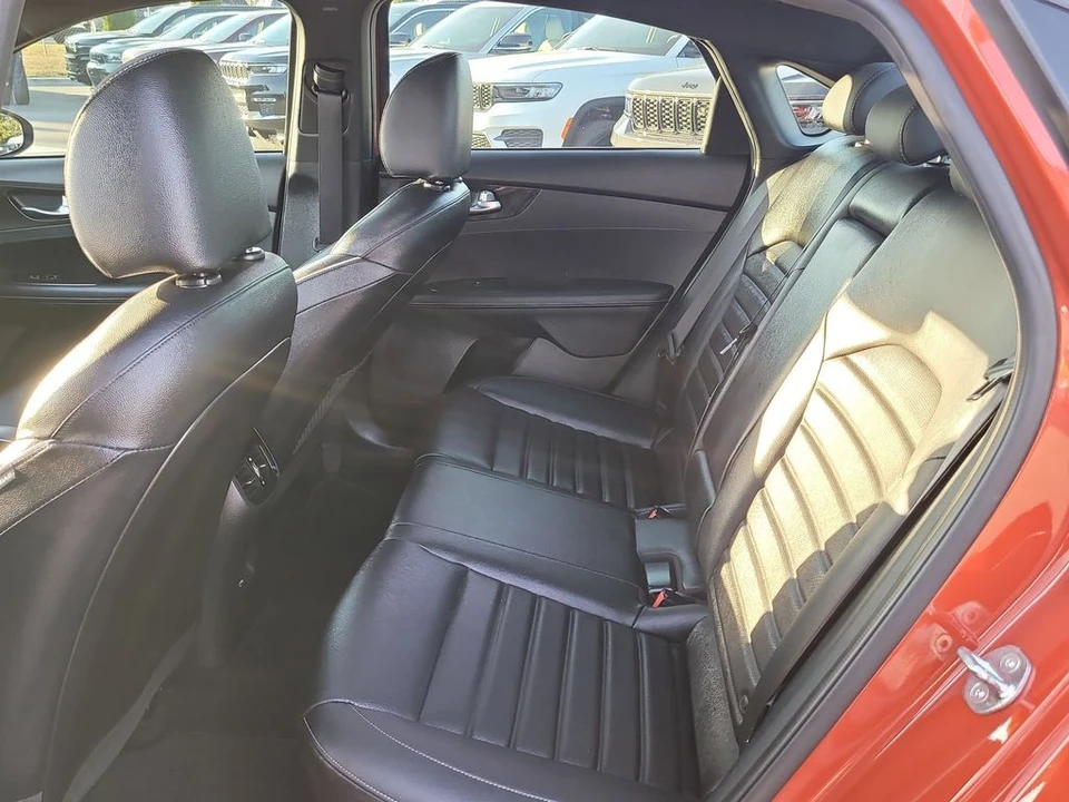2023 Kia Forte - Image 11 of 12