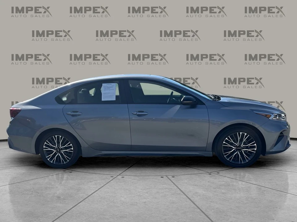 2023 Kia Forte - Image 6 of 12