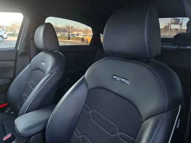 2023 Kia Forte - Image 16 of 21