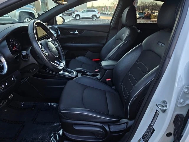2023 Kia Forte - Image 15 of 21
