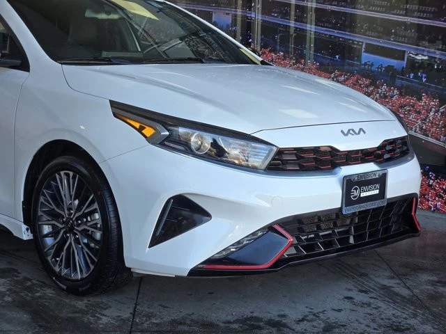 2023 Kia Forte - Image 2 of 12