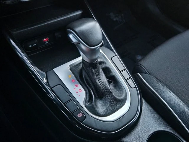 2023 Kia Forte - Image 17 of 21