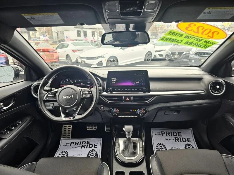 2023 Kia Forte - Image 10 of 12