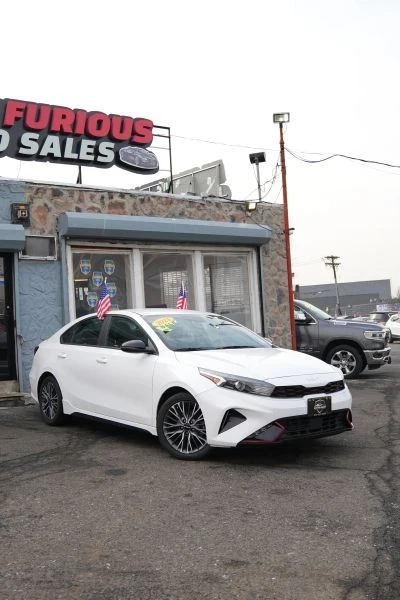 2023 Kia Forte - Image 4 of 12