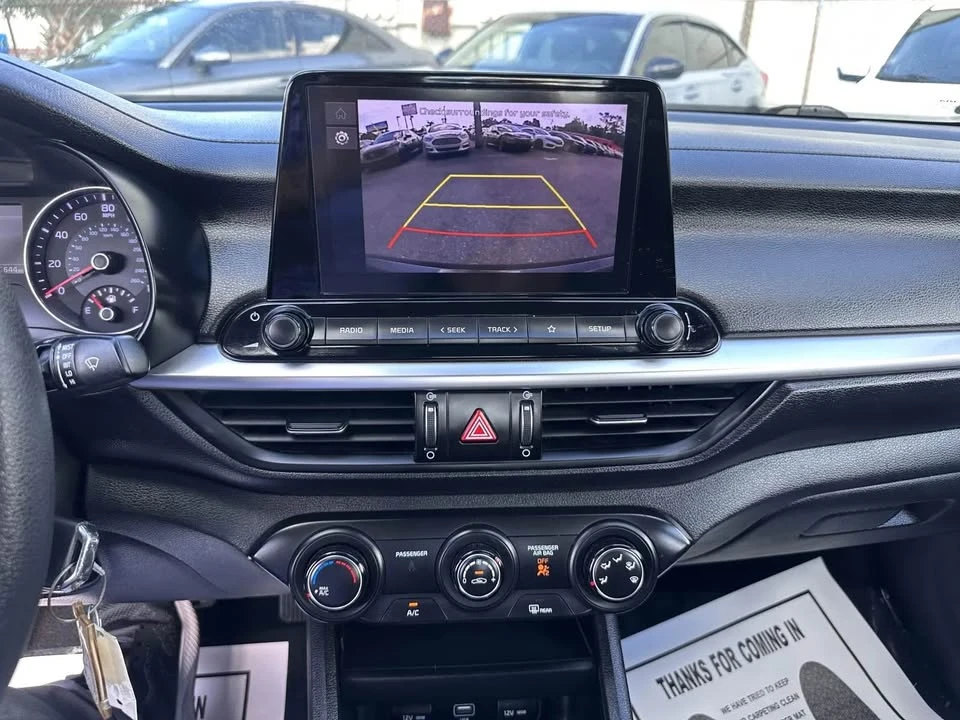 2023 Kia Forte - Image 12 of 19