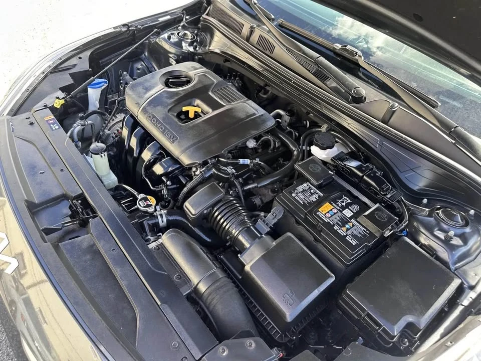 2023 Kia Forte - Image 10 of 19