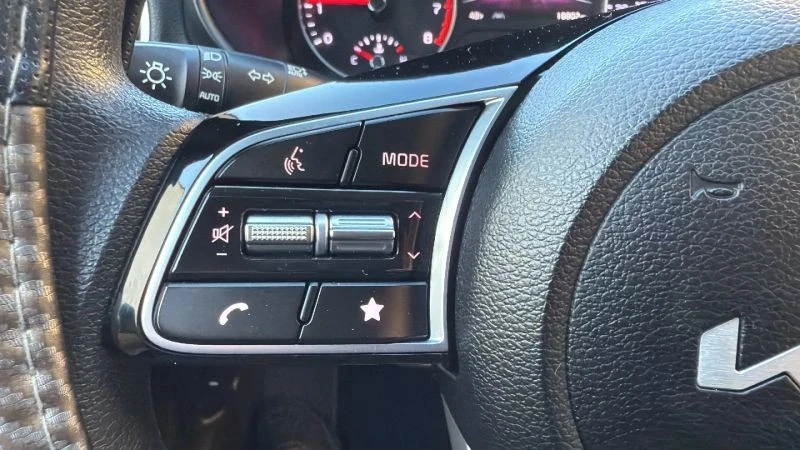 2023 Kia Forte - Image 12 of 12