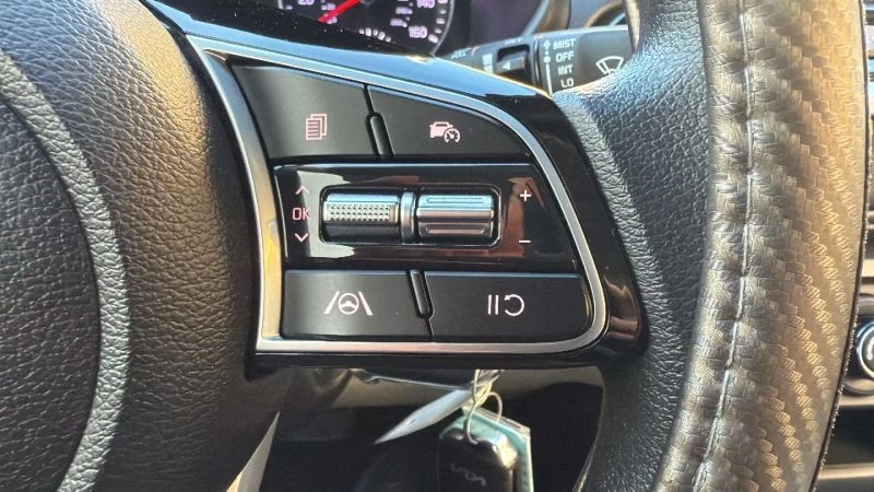 2023 Kia Forte - Image 11 of 12