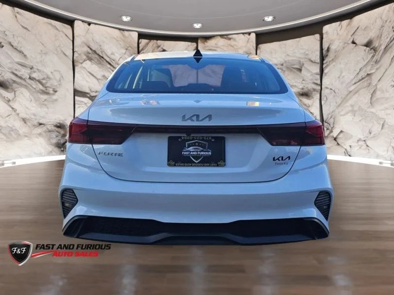 2023 Kia Forte - Image 7 of 12