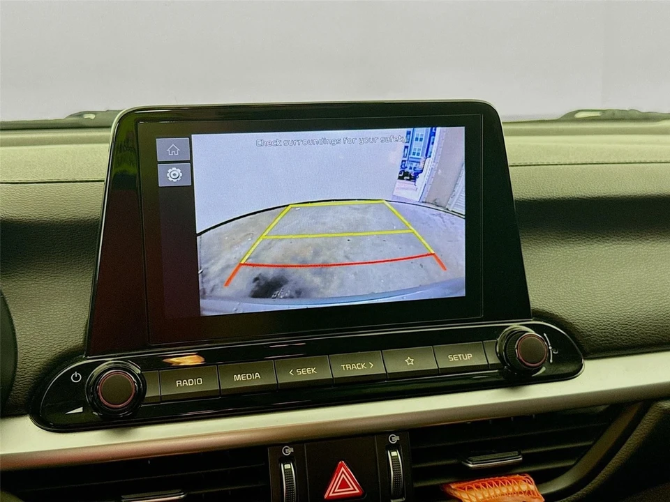 2023 Kia Forte - Image 13 of 21