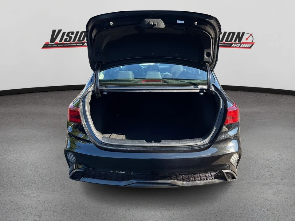 2023 Kia Forte - Image 11 of 12