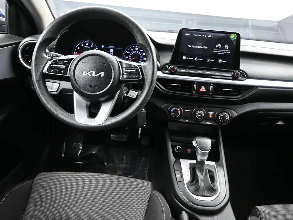 2023 Kia Forte - Image 19 of 21