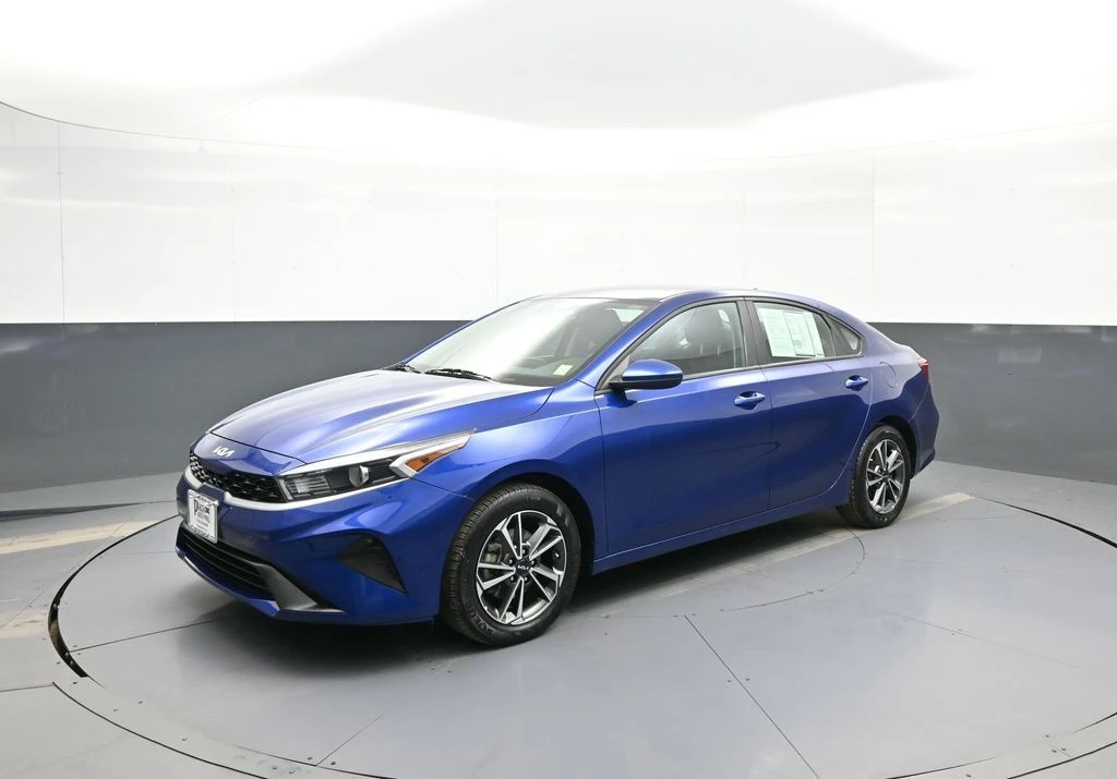 2023 Kia Forte - Image 10 of 21