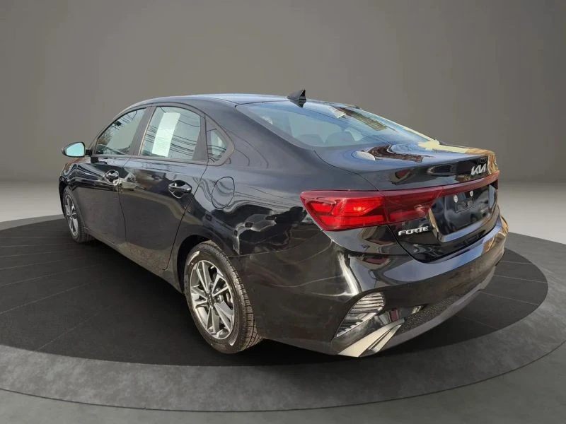 2023 Kia Forte - Image 7 of 12