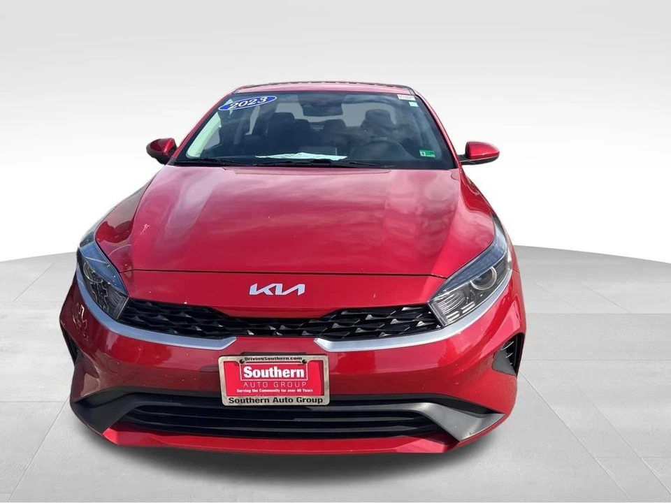 2023 Kia Forte - Image 9 of 12