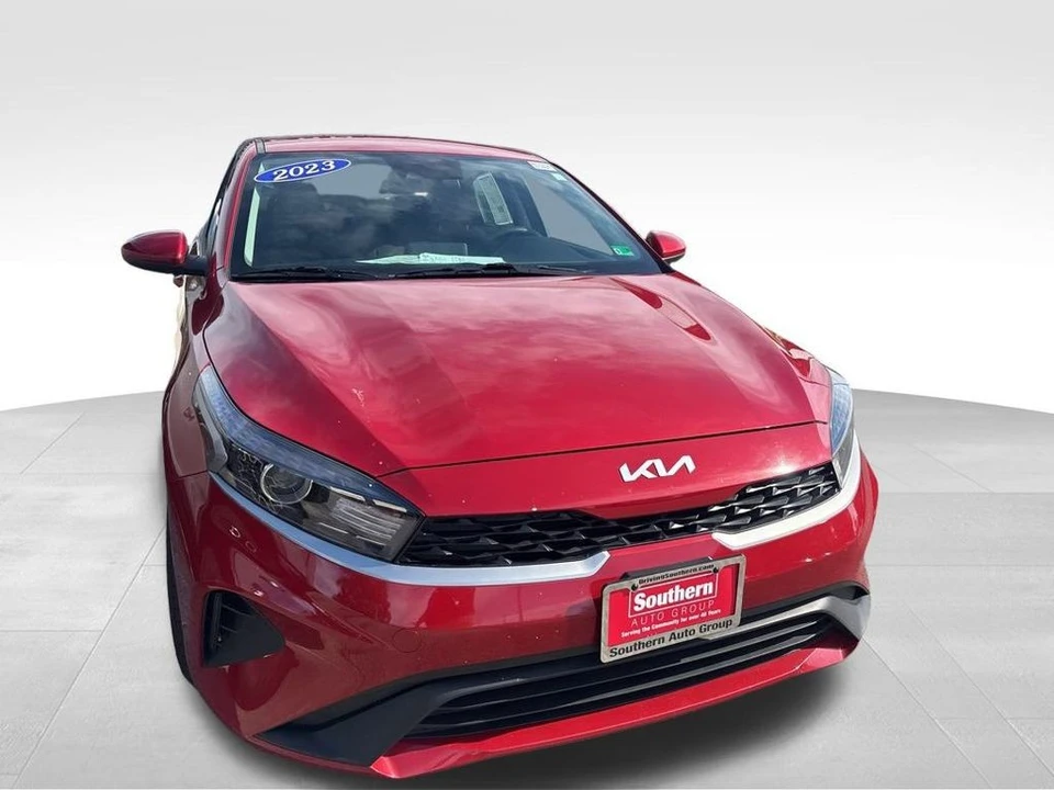 2023 Kia Forte - Image 11 of 12