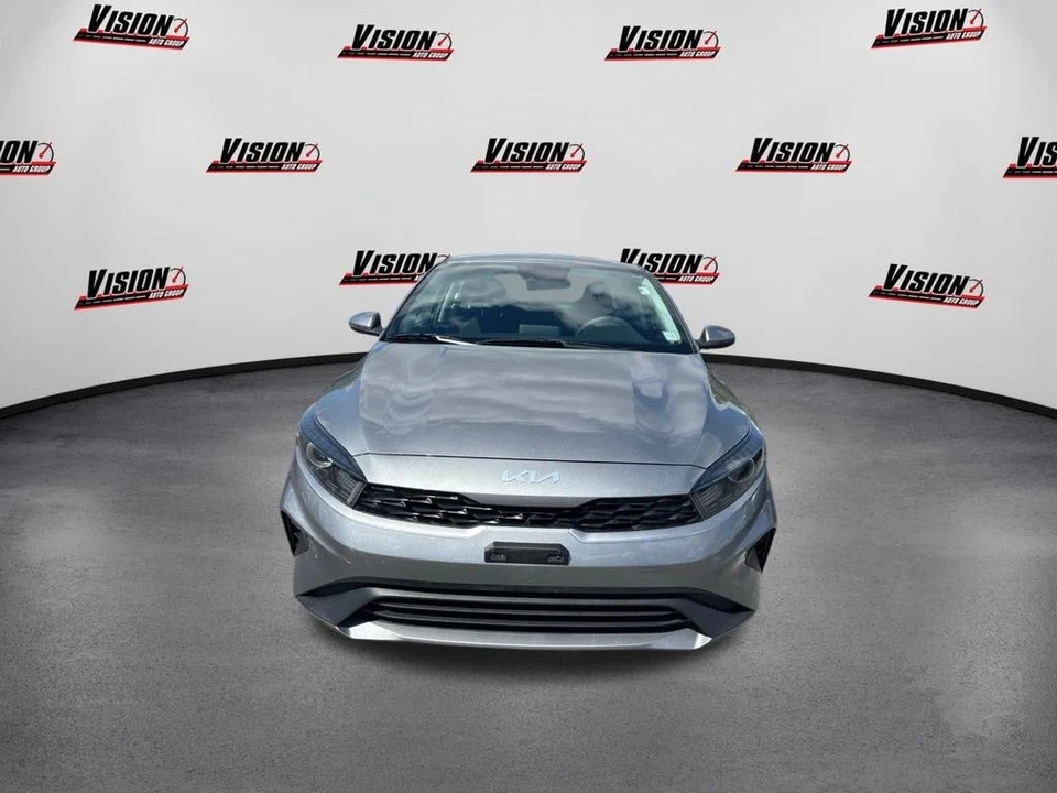 2023 Kia Forte - Image 2 of 12