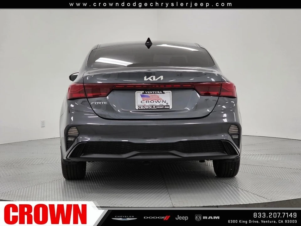 2023 Kia Forte - Image 6 of 12