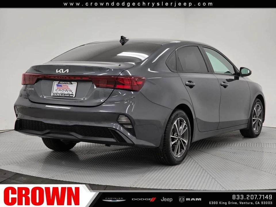 2023 Kia Forte - Image 7 of 12