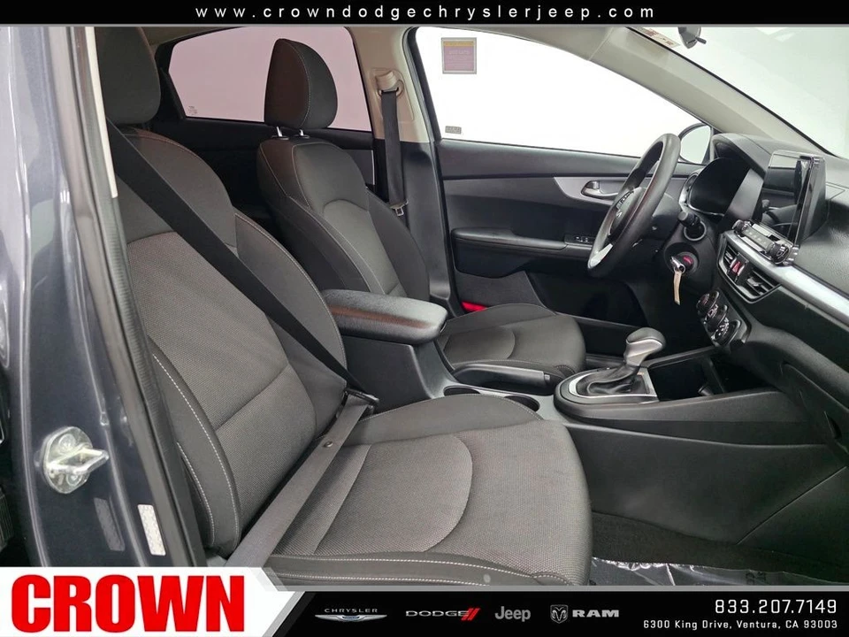 2023 Kia Forte - Image 10 of 12