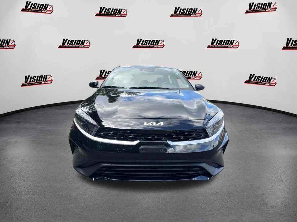 2023 Kia Forte - Image 2 of 12