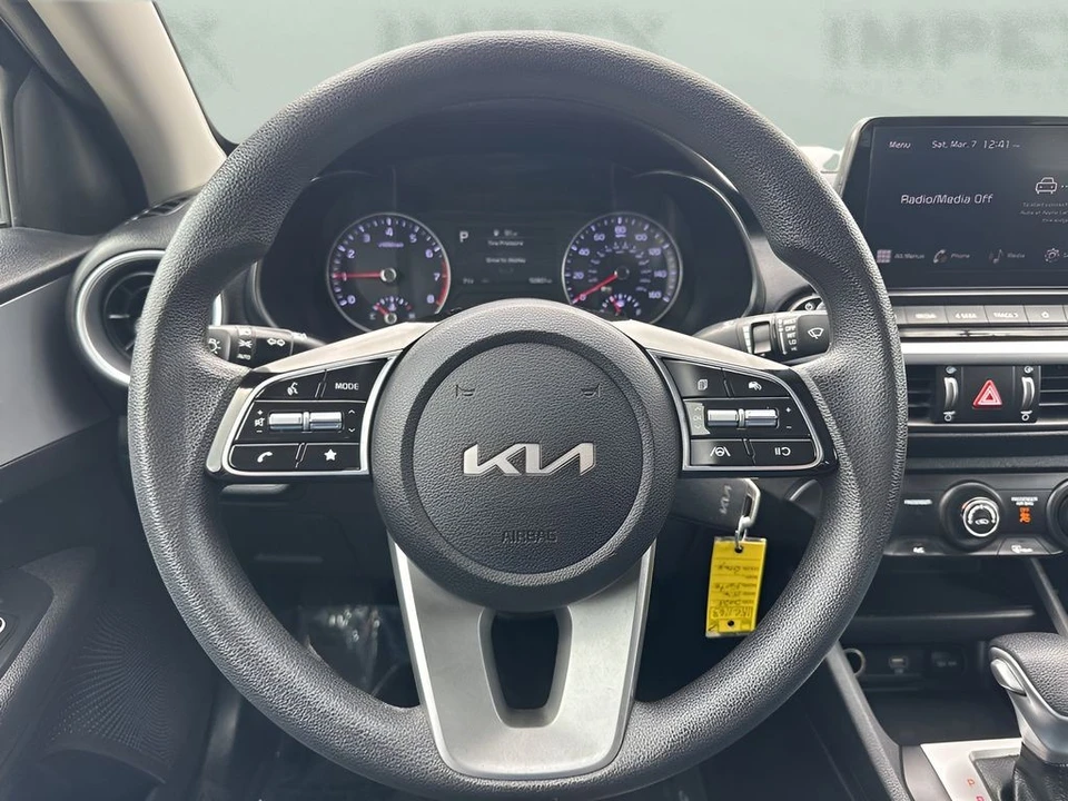 2023 Kia Forte - Image 11 of 12