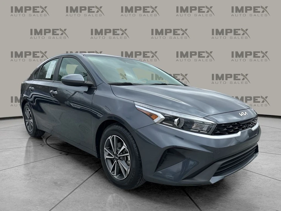 2023 Kia Forte - Image 7 of 12