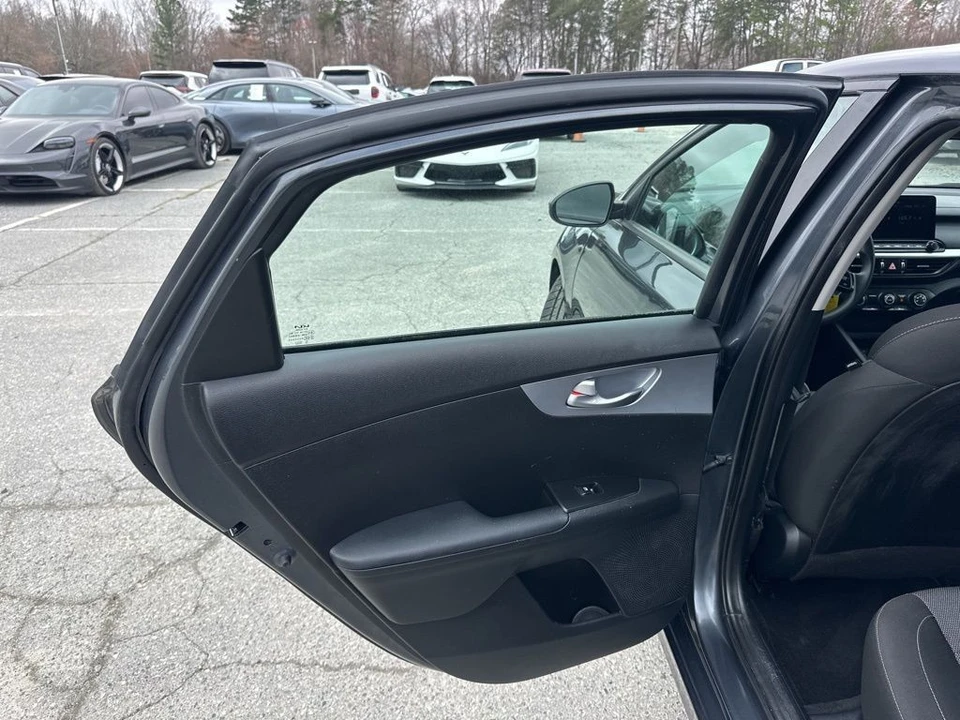 2023 Kia Forte - Image 21 of 21