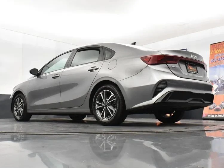 2023 Kia Forte - Image 12 of 12