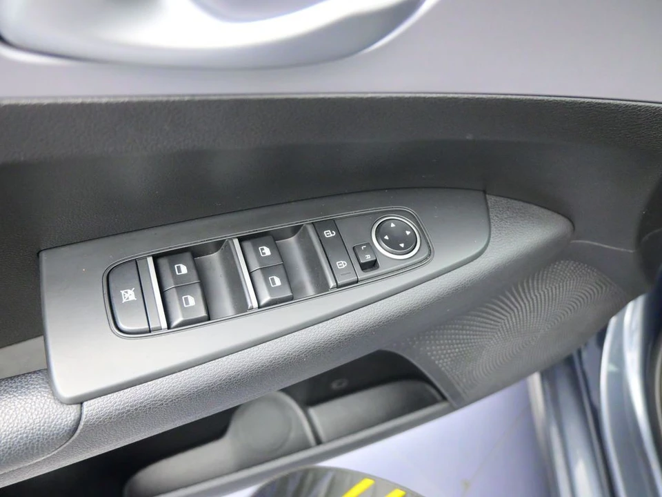 2023 Kia Forte - Image 12 of 12