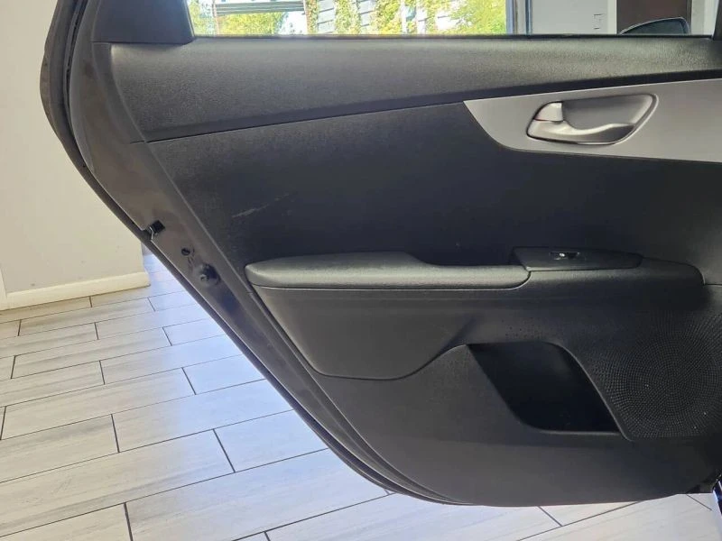 2023 Kia Forte - Image 12 of 12