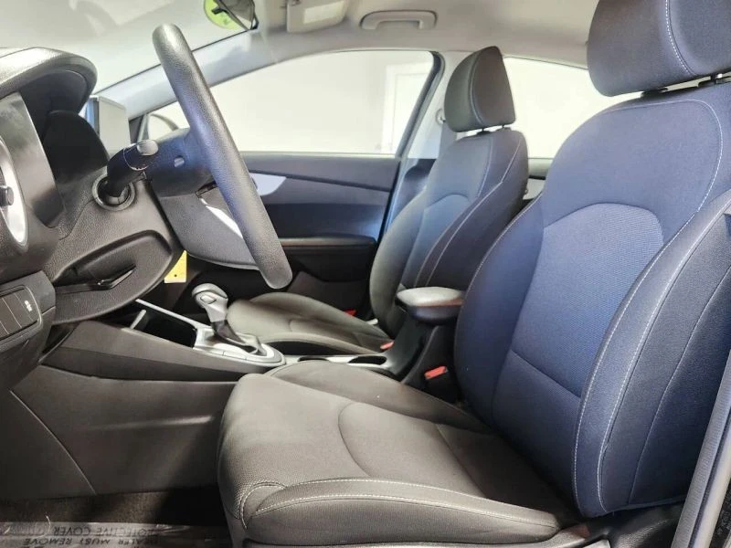 2023 Kia Forte - Image 11 of 12