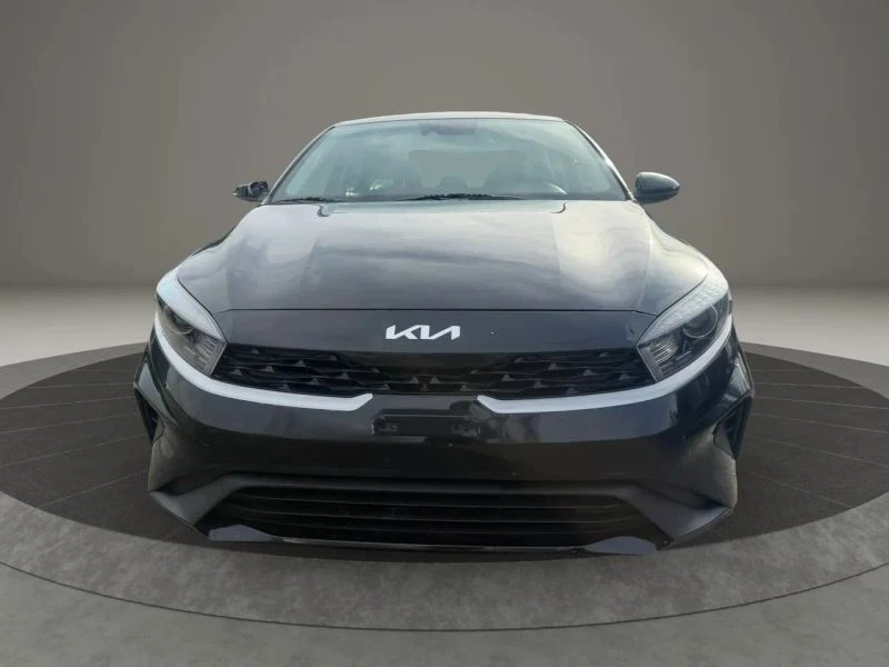 2023 Kia Forte - Image 2 of 12