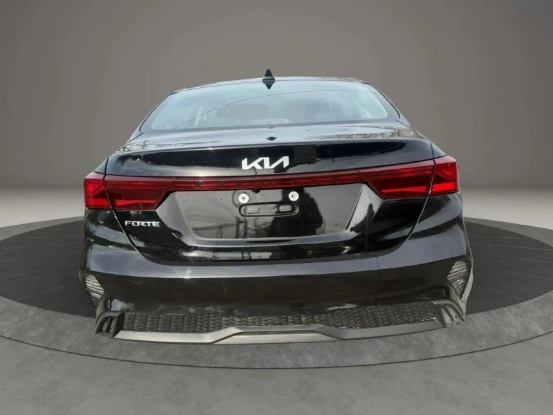 2023 Kia Forte - Image 6 of 12