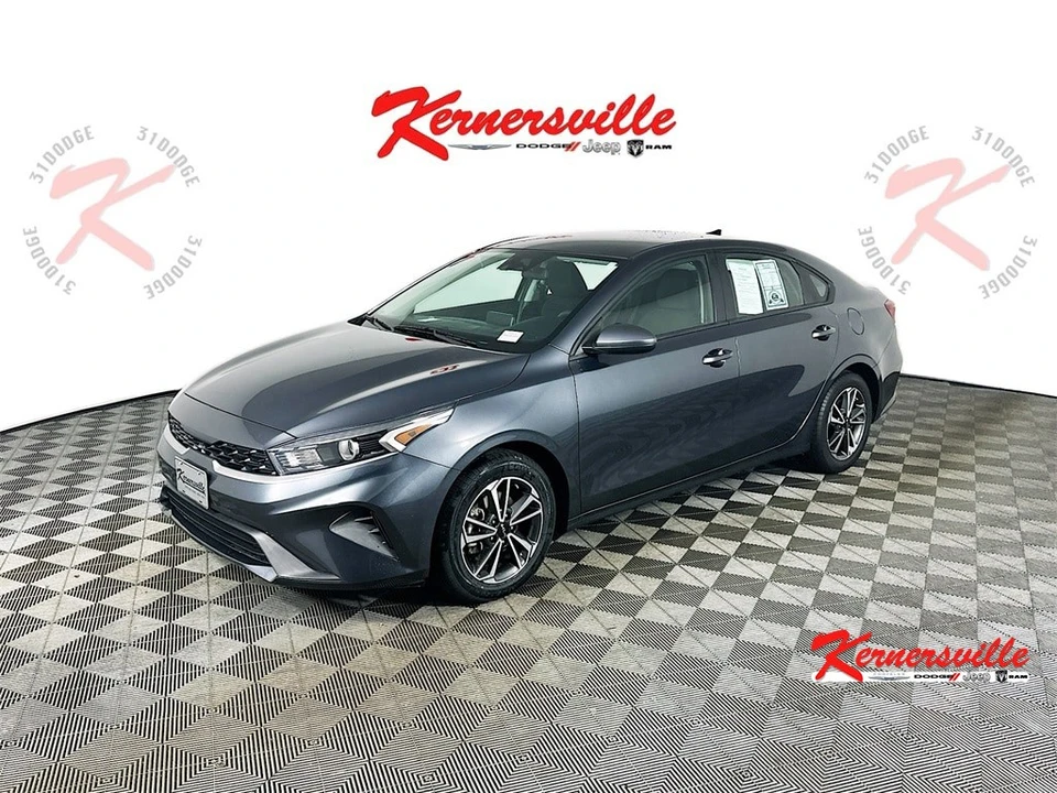 2023 Kia Forte - Image 3 of 21